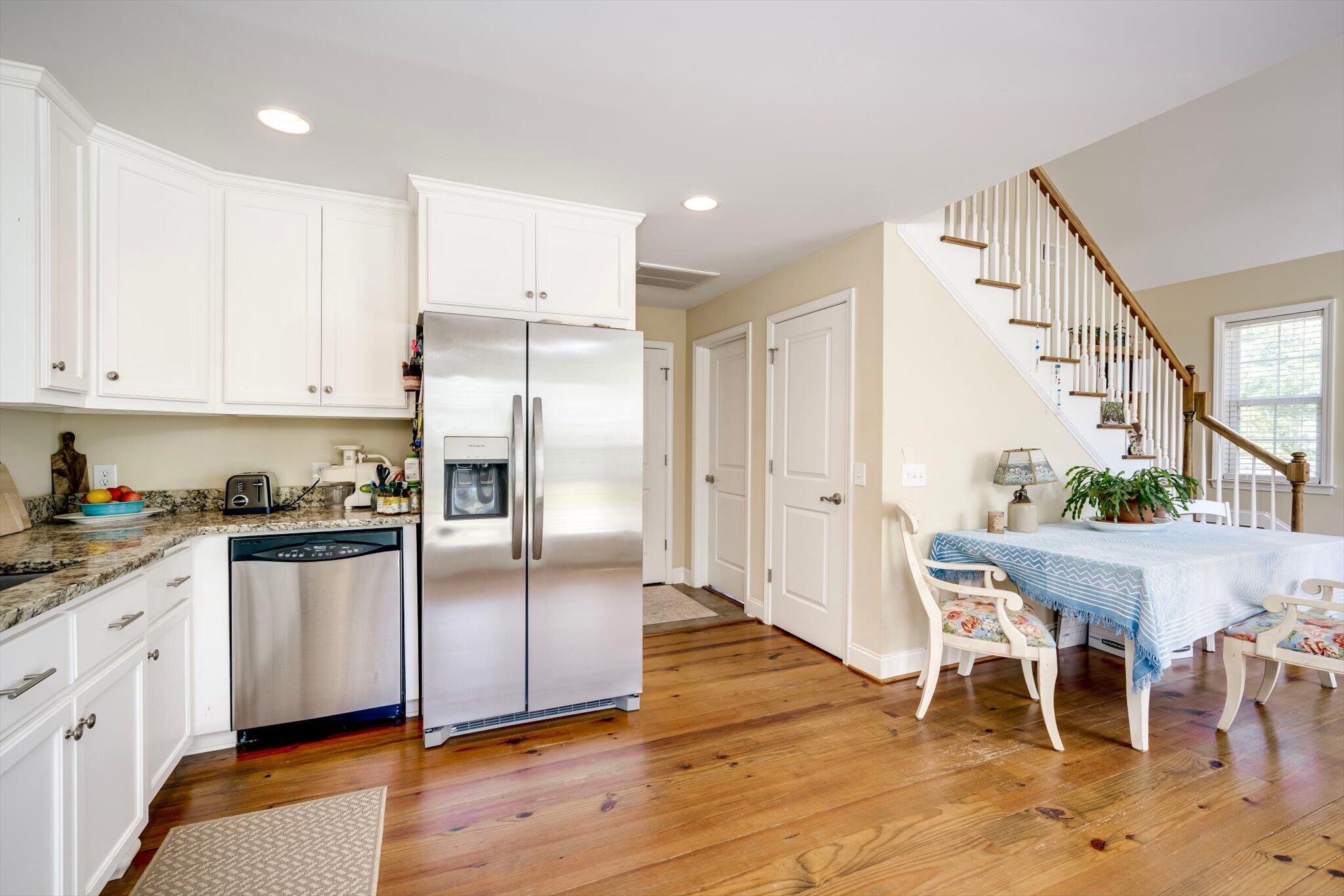 1247 Old Tory Trail