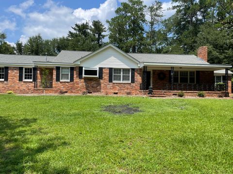 Photo of 1516 Highland Park Drive, Aiken, SC 29801 (MLS # 222026)