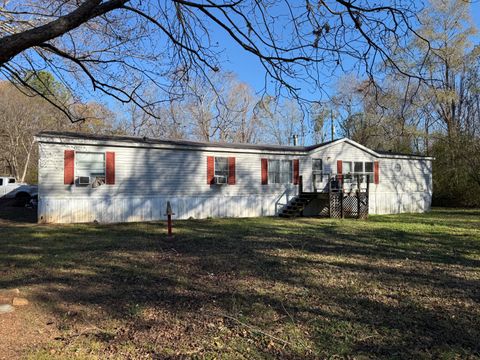 Photo of 196 Garrett Road, Edgefield, SC 29824 (MLS # 220941)