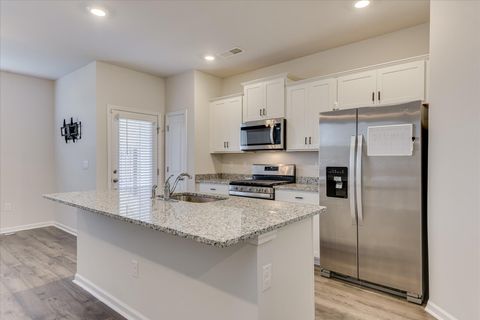 Tiny photo for 930 Quaint Parish Circle, Graniteville, SC 29829 (MLS # 222211)