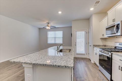 Tiny photo for 930 Quaint Parish Circle, Graniteville, SC 29829 (MLS # 222211)