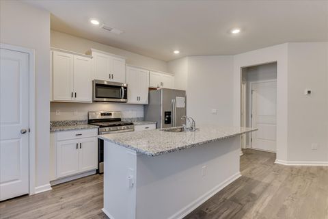 Tiny photo for 930 Quaint Parish Circle, Graniteville, SC 29829 (MLS # 222211)