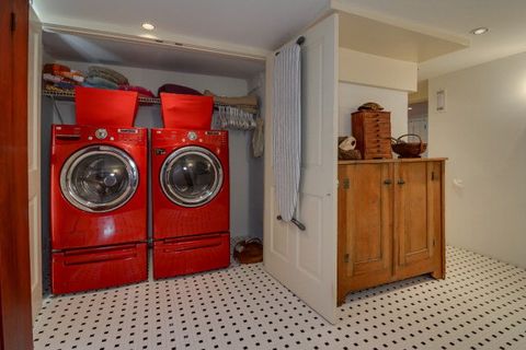 Tiny photo for 129 Colleton Avenue SW, Aiken, SC 29801 (MLS # 215111)