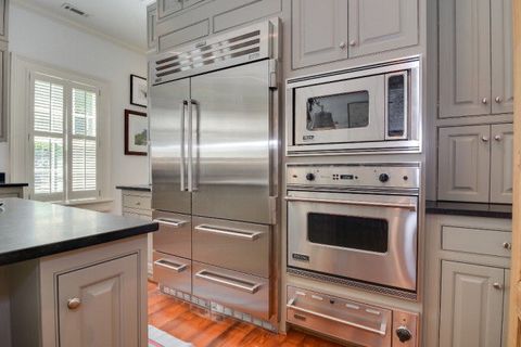 Tiny photo for 129 Colleton Avenue SW, Aiken, SC 29801 (MLS # 215111)