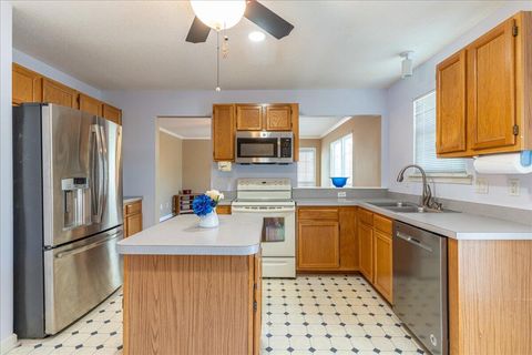 Tiny photo for 314 Fernview Drive, Columbia, SC 29229 (MLS # 218823)