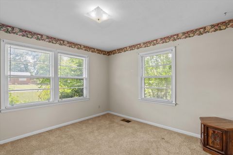 Tiny photo for 305 Robinson Drive, New Ellenton, SC 29809 (MLS # 218045)