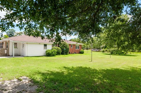 Tiny photo for 305 Robinson Drive, New Ellenton, SC 29809 (MLS # 218045)