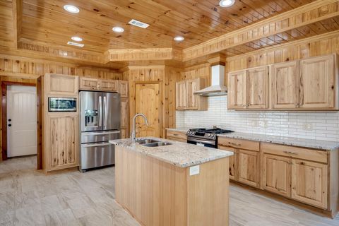 Tiny photo for 1423 Edgefield Road, North Augusta, SC 29860 (MLS # 217897)