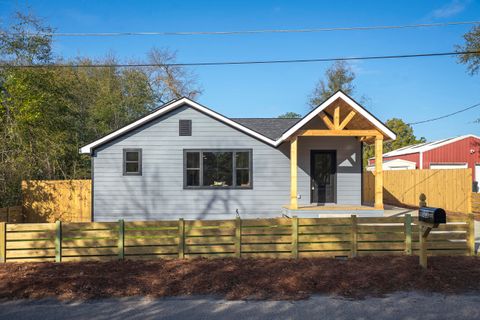 Photo of 523 Newberry Street NW, Aiken, SC 29801 (MLS # 221199)