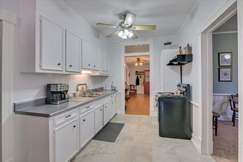 Tiny photo for 818 Calhoun Street, Johnston, SC 29832 (MLS # 220373)