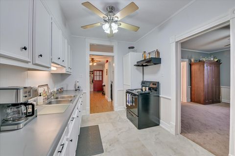 Tiny photo for 818 Calhoun Street, Johnston, SC 29832 (MLS # 220373)