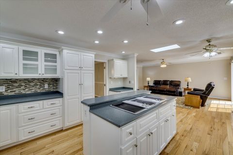 Tiny photo for 140 Bereau Drive, Mccormick, SC 29835 (MLS # 220103)