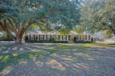 Tiny photo for 7 Donna Street, Williston, SC 29853 (MLS # 221861)