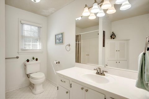 Tiny photo for 7 Donna Street, Williston, SC 29853 (MLS # 221861)