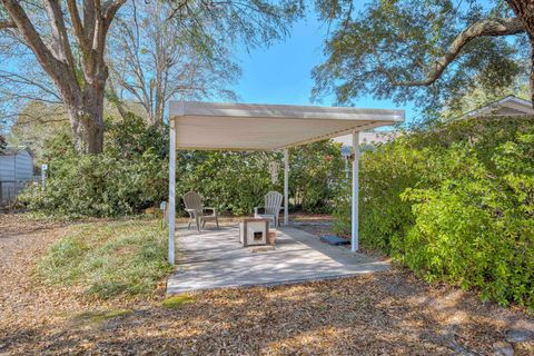 Tiny photo for 7 Donna Street, Williston, SC 29853 (MLS # 221861)