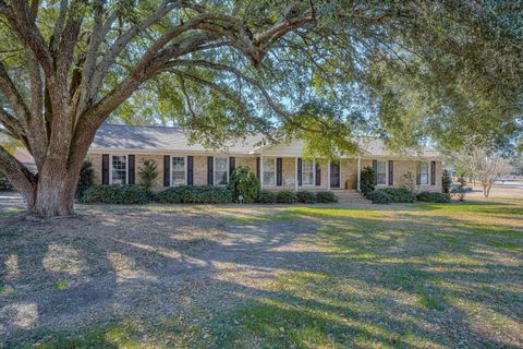 Tiny photo for 7 Donna Street, Williston, SC 29853 (MLS # 221861)