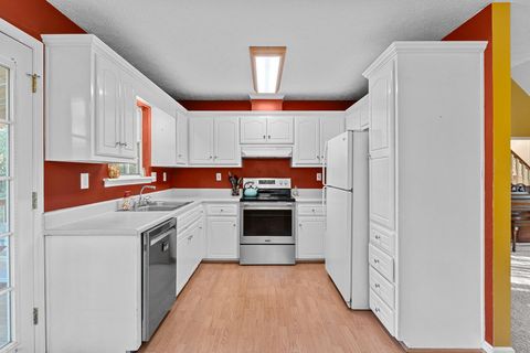 Tiny photo for 10 New Market Road, Trenton, SC 29847 (MLS # 219071)