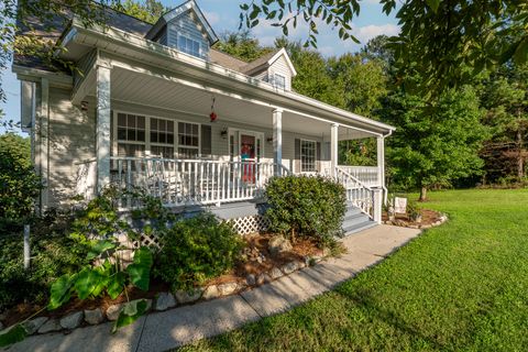 Tiny photo for 10 New Market Road, Trenton, SC 29847 (MLS # 219071)