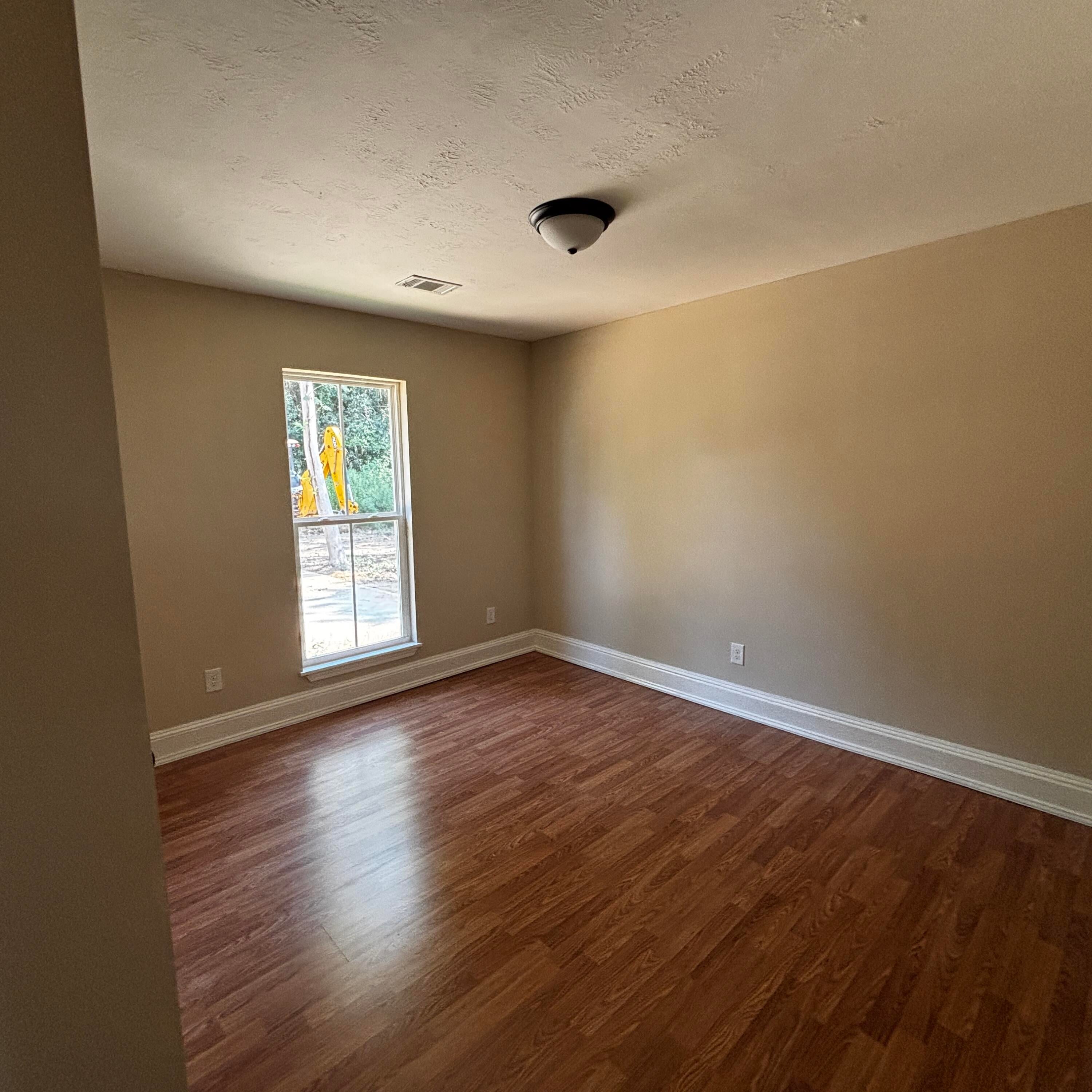 105 Zenith Drive