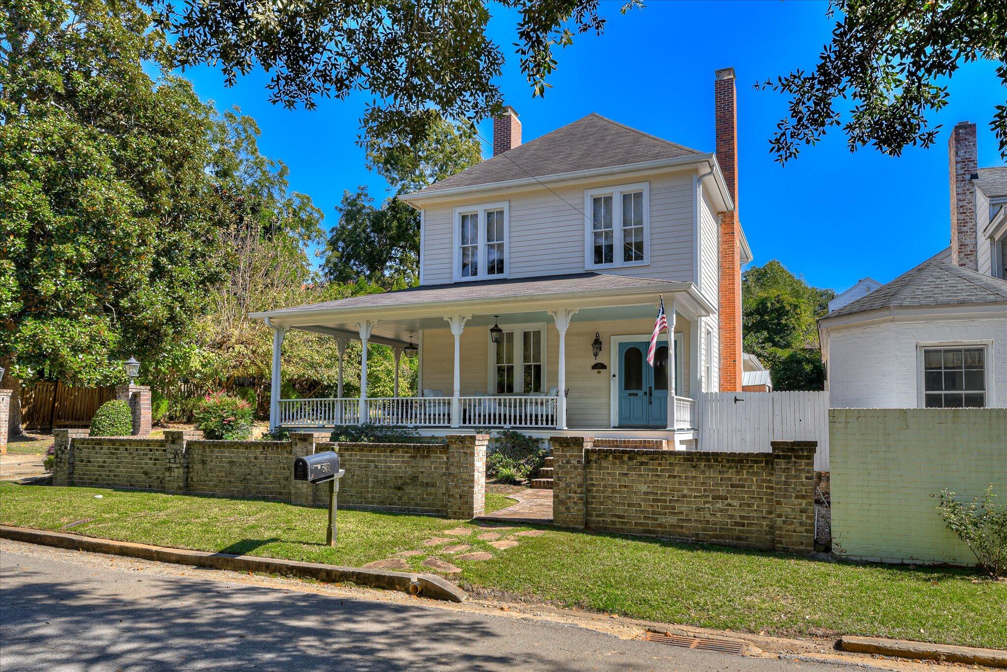 320 Newberry Street SW