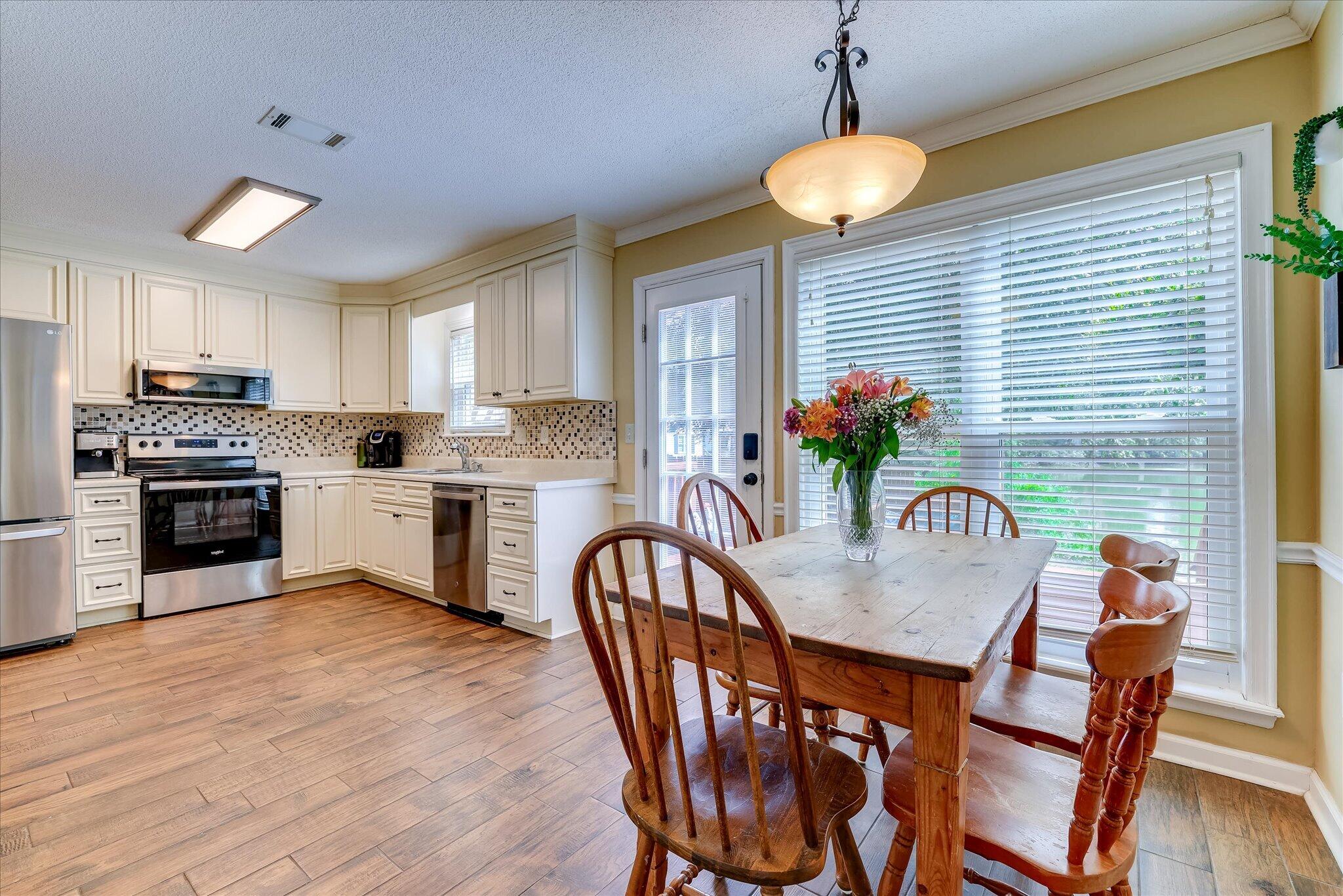 537 Blue Ridge Crossing