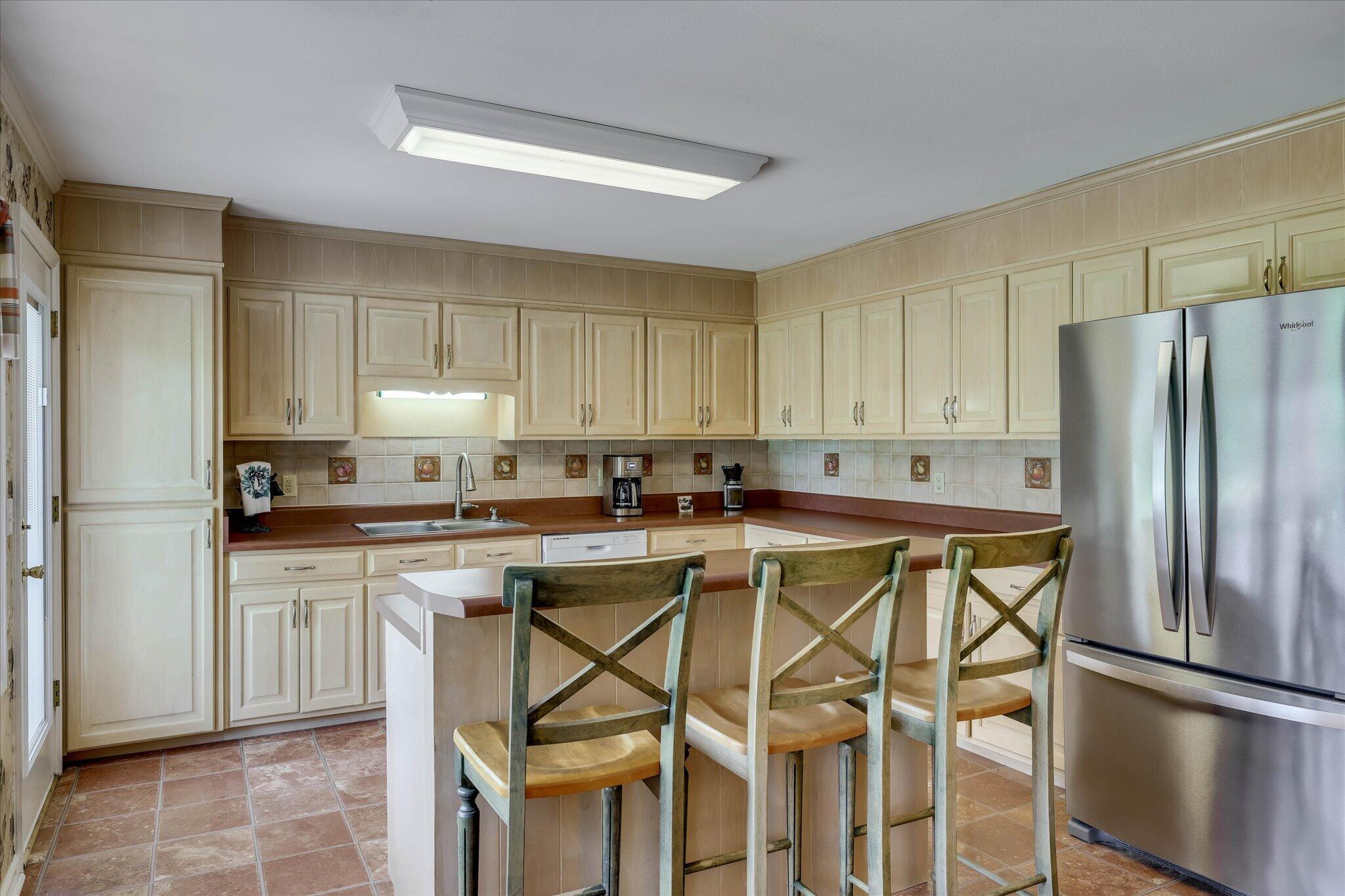 113 Midland Drive
