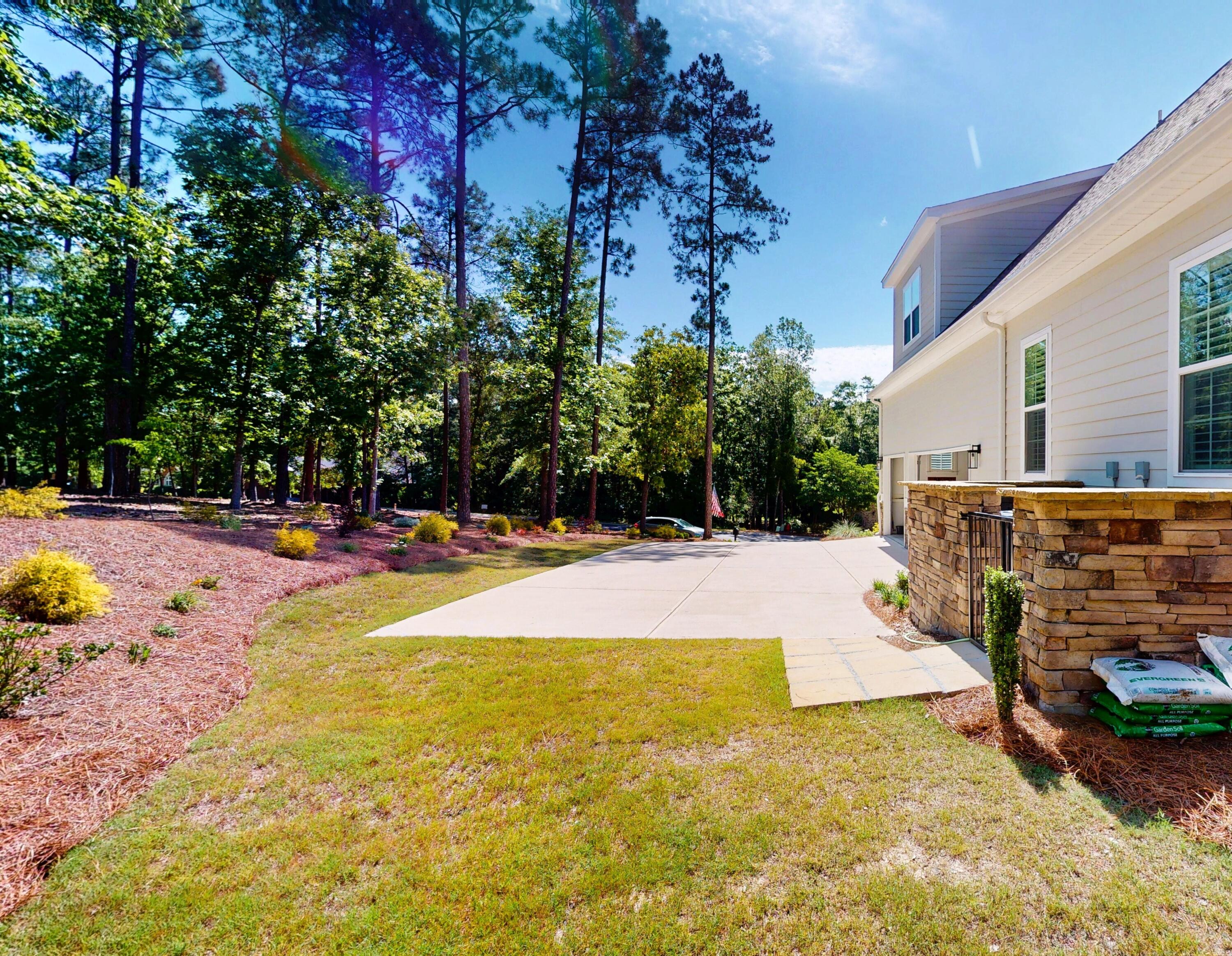 Aiken, South Carolina 29803, United States, 4 Bedrooms Bedrooms, ,4 BathroomsBathrooms,Residential,Active,130111