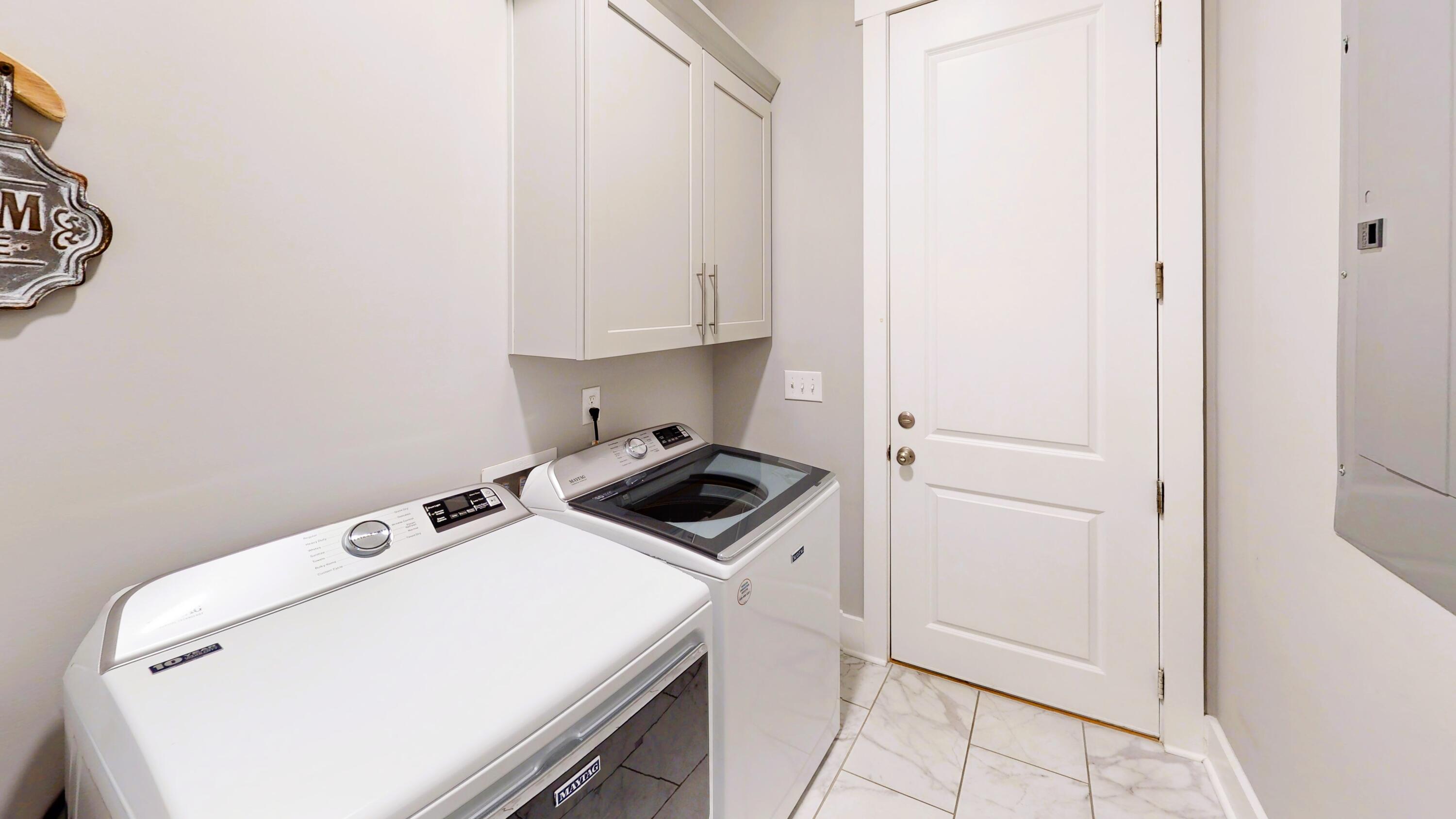 Aiken, South Carolina 29803, United States, 4 Bedrooms Bedrooms, ,4 BathroomsBathrooms,Residential,Active,130111