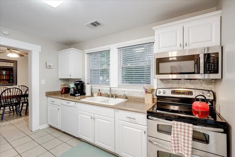 Tiny photo for 240 Chesterfield Street N, Aiken, SC 29801 (MLS # 221325)