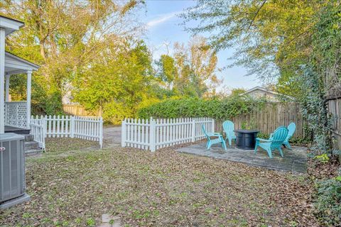 Tiny photo for 240 Chesterfield Street N, Aiken, SC 29801 (MLS # 221325)