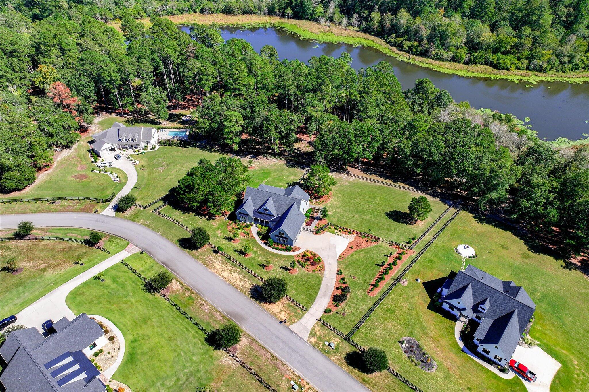 6046 Bridgewater Court