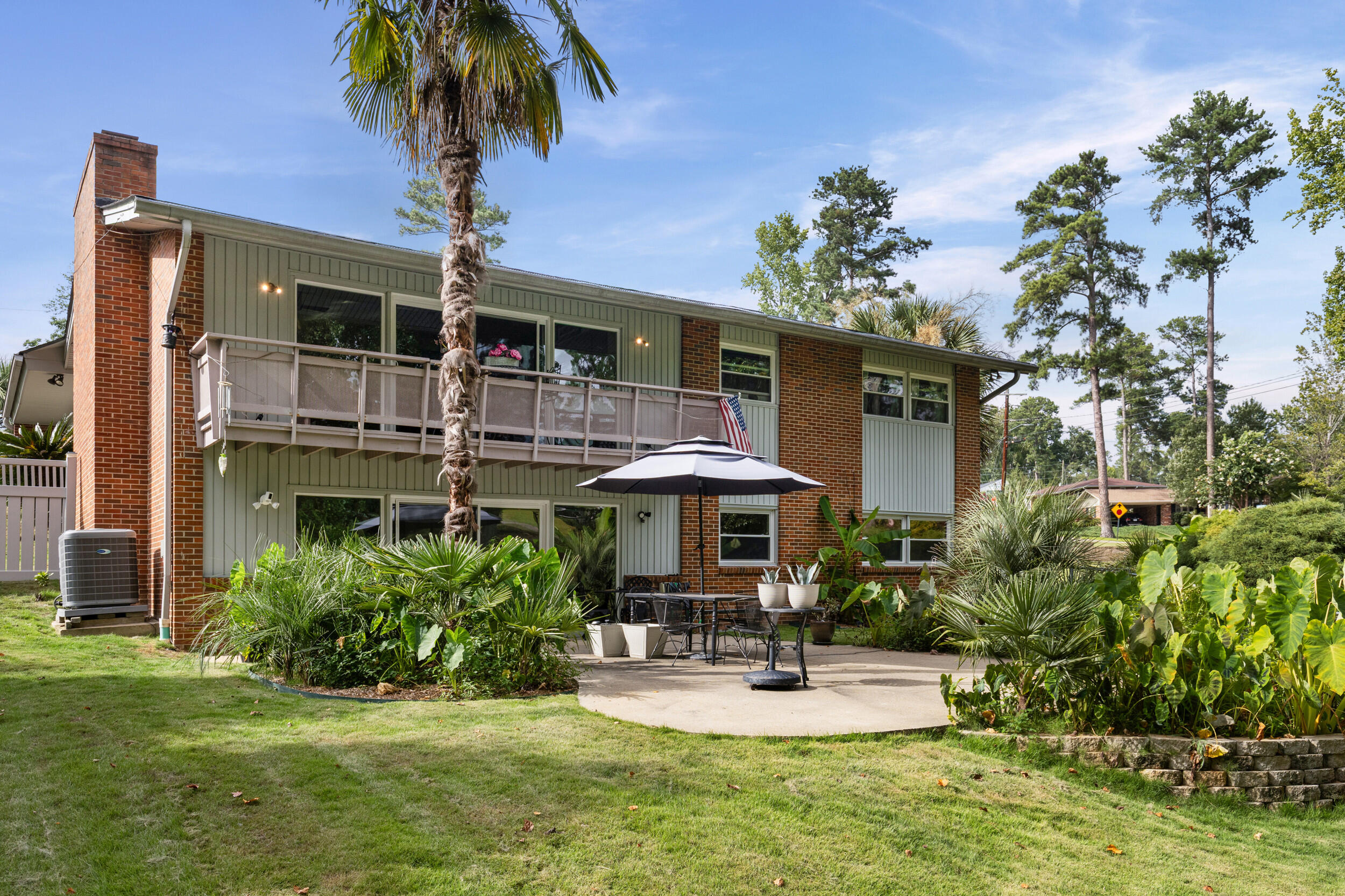 713 Brooks Drive