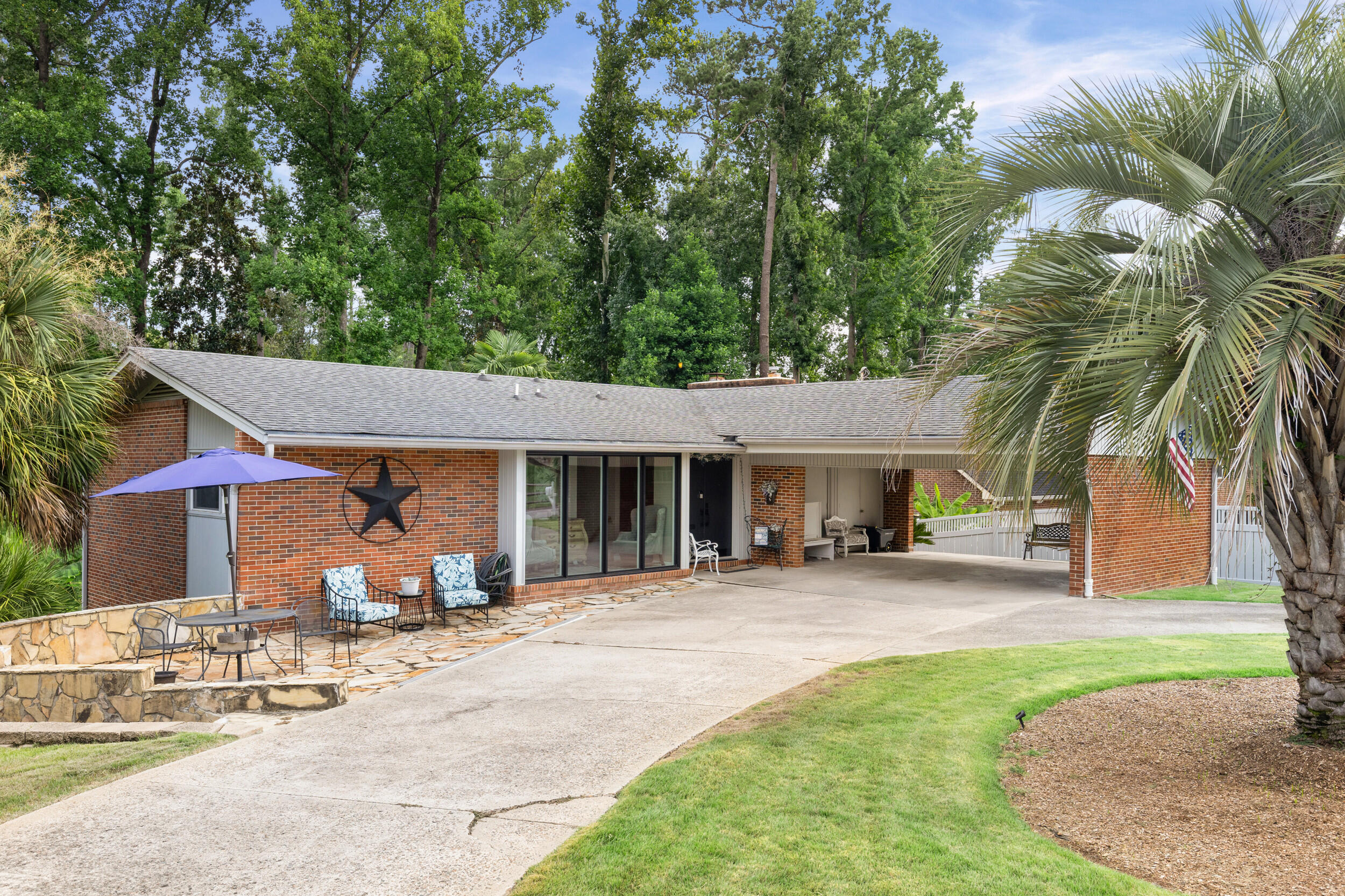 713 Brooks Drive