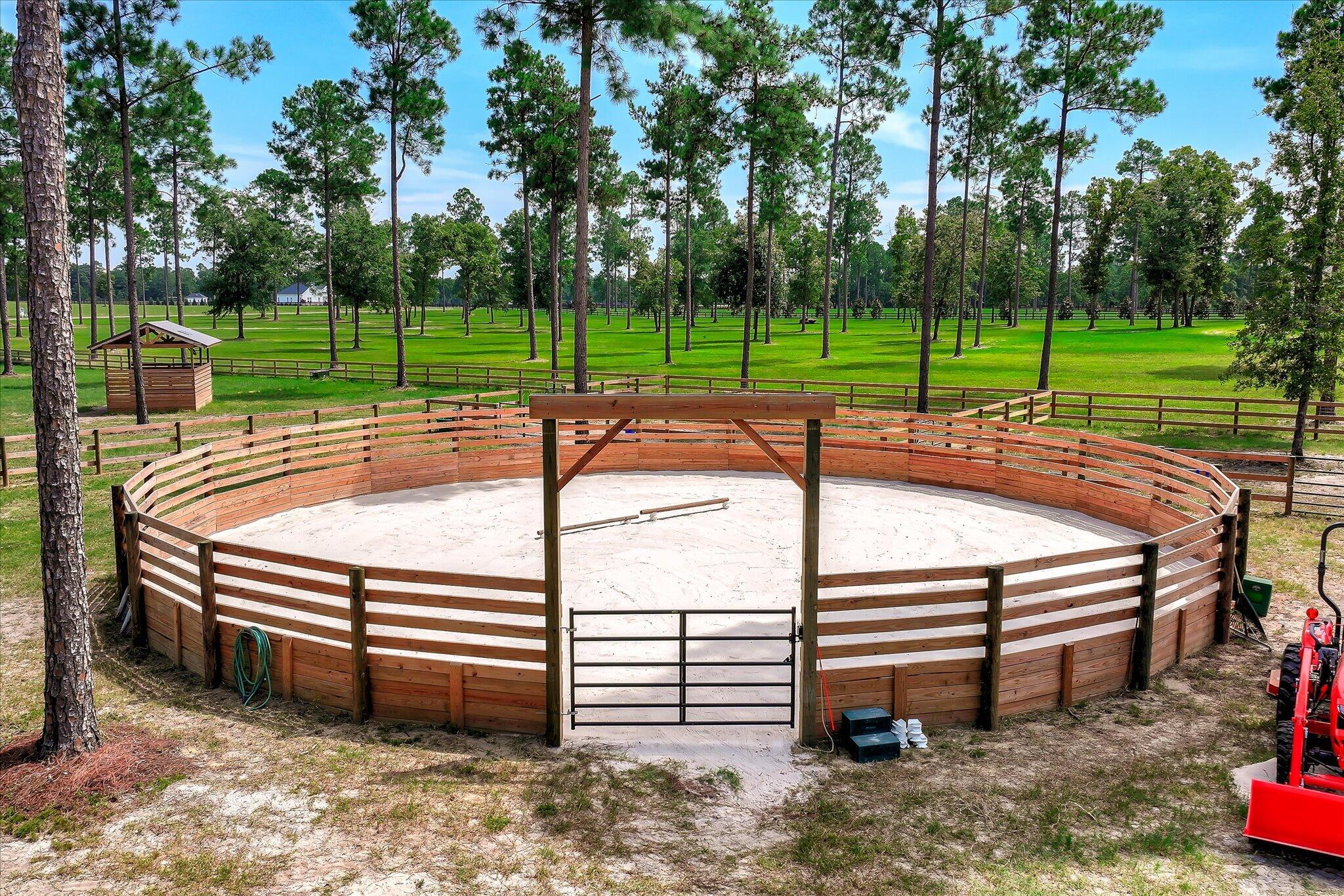 252 Paddock Clb Parkway