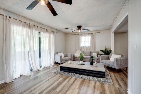 Tiny photo for 707 Oriole Street, Aiken, SC 29803 (MLS # 219910)
