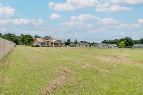Tiny photo for 11 Summerfield Court, Trenton, SC 29847 (MLS # 217943)