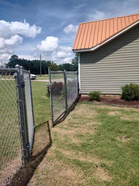 Tiny photo for 11 Summerfield Court, Trenton, SC 29847 (MLS # 217943)