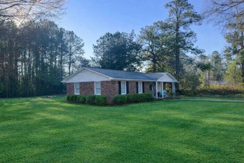 Photo of 604 N Morgan Avenue, Andrews, SC 29510 (MLS # 221841)