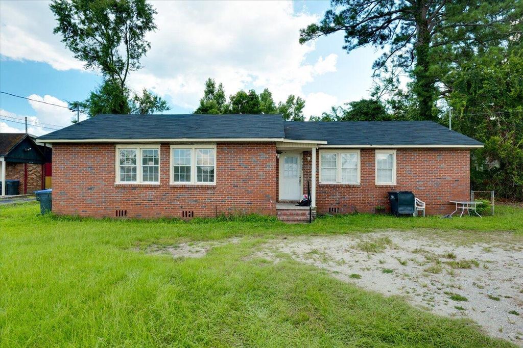 Photo for 2237 Bungalow Road, Augusta, GA 30906 (MLS # 218759)