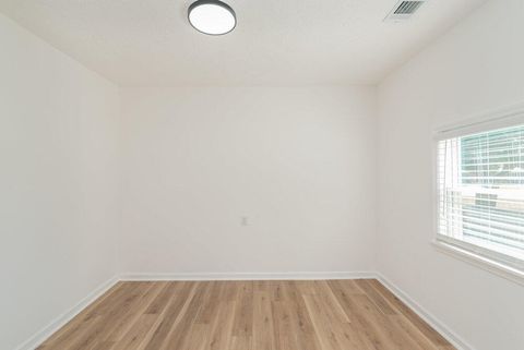 Tiny photo for 306 Hampton Avenue, North Augusta, SC 29841 (MLS # 220161)