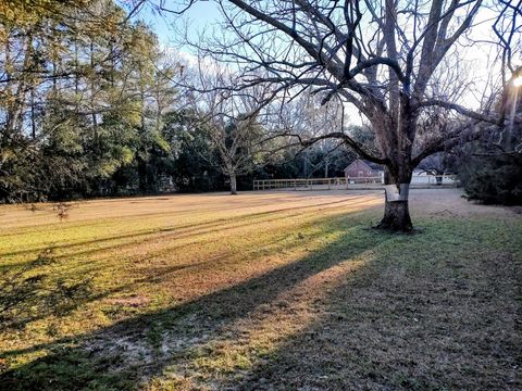 Tiny photo for 508 E Wise Street E, Trenton, SC 29847 (MLS # 221343)