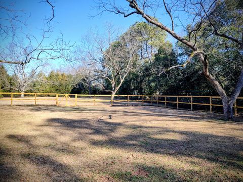 Tiny photo for 508 E Wise Street E, Trenton, SC 29847 (MLS # 221343)