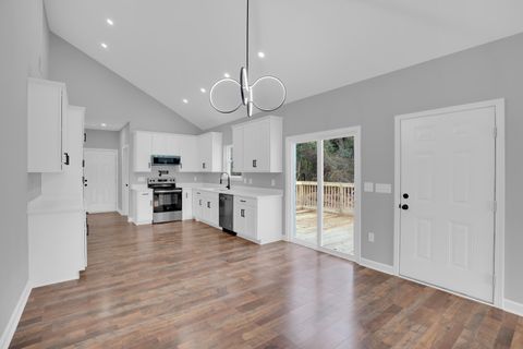 Tiny photo for 2109 Harlem Street, Columbia, SC 29209 (MLS # 220966)