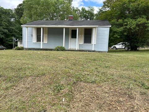 Photo of 105 Willis Hill Rd Road, Aiken, SC 29801 (MLS # 215424) Photo of 105 Willis Hill Rd Road, Aiken, SC 29801 (MLS # 215424)