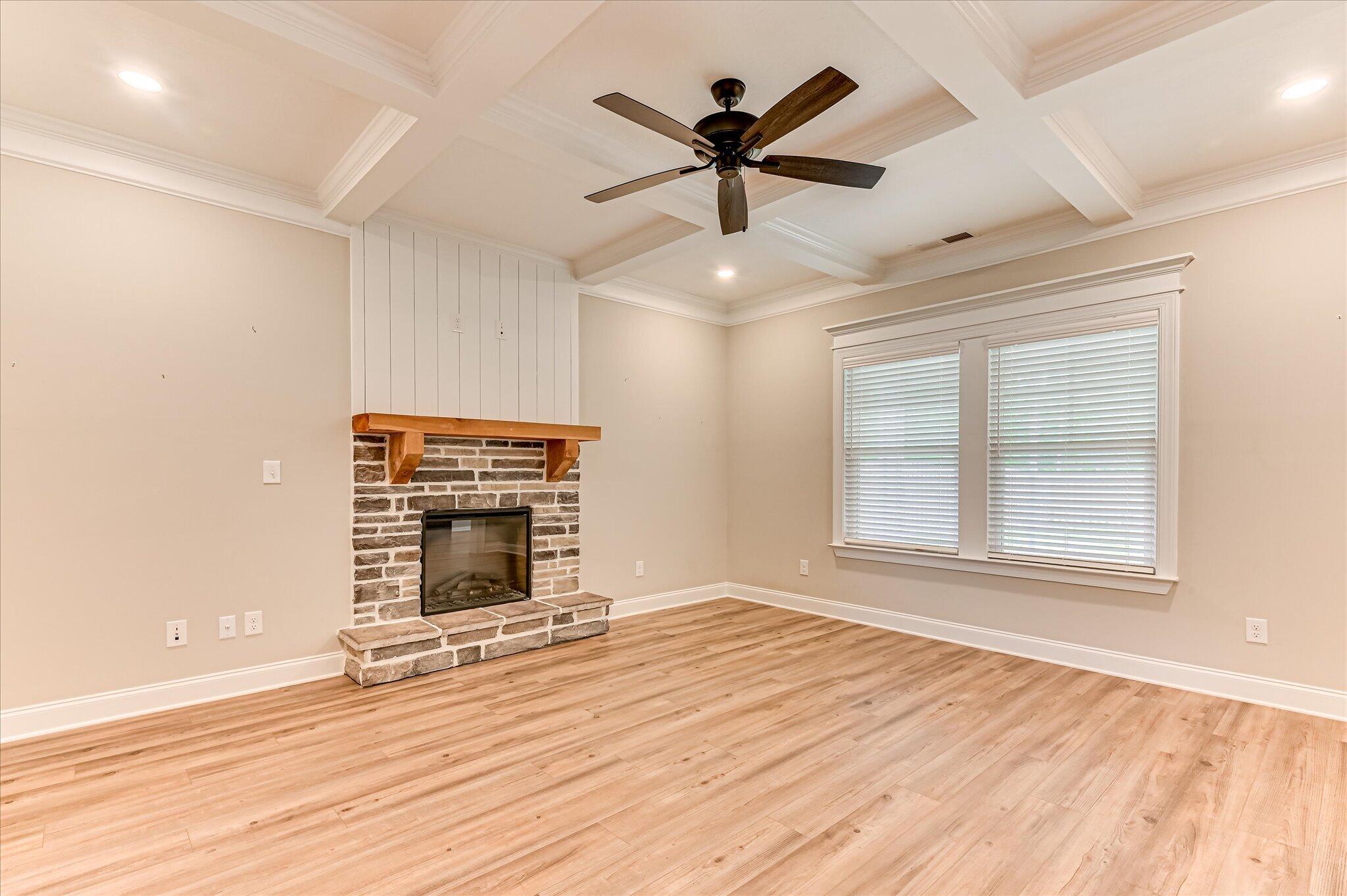 845 Speckled Teal Path