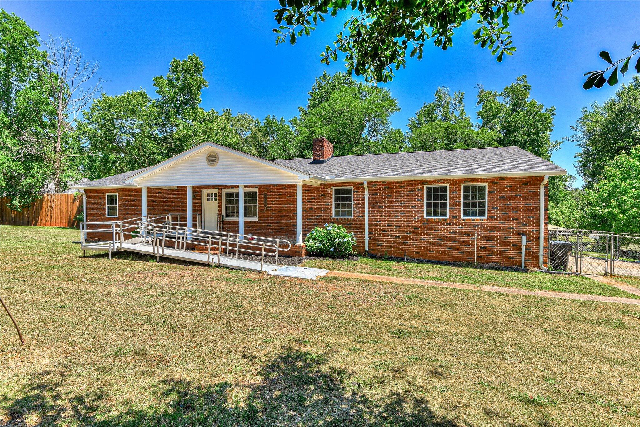 4109 Pine Ridge Road