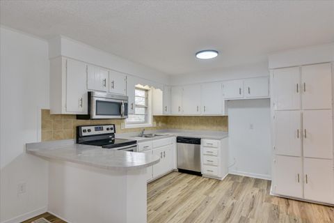 Tiny photo for 333 Indian Trail, Augusta, GA 30907 (MLS # 221113)