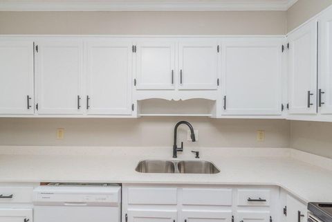 Tiny photo for 27 Bluff Pointe Way, Aiken, SC 29803 (MLS # 221886)