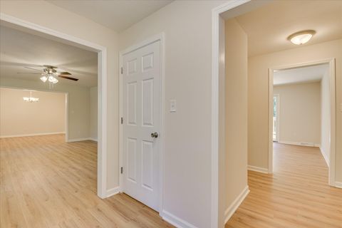 Tiny photo for 141 Kalmia Circle, Aiken, SC 29801 (MLS # 220001)