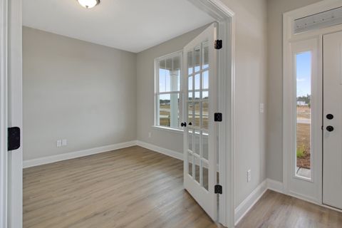 Tiny photo for 181 Traditions Drive, Trenton, SC 29847 (MLS # 218615)